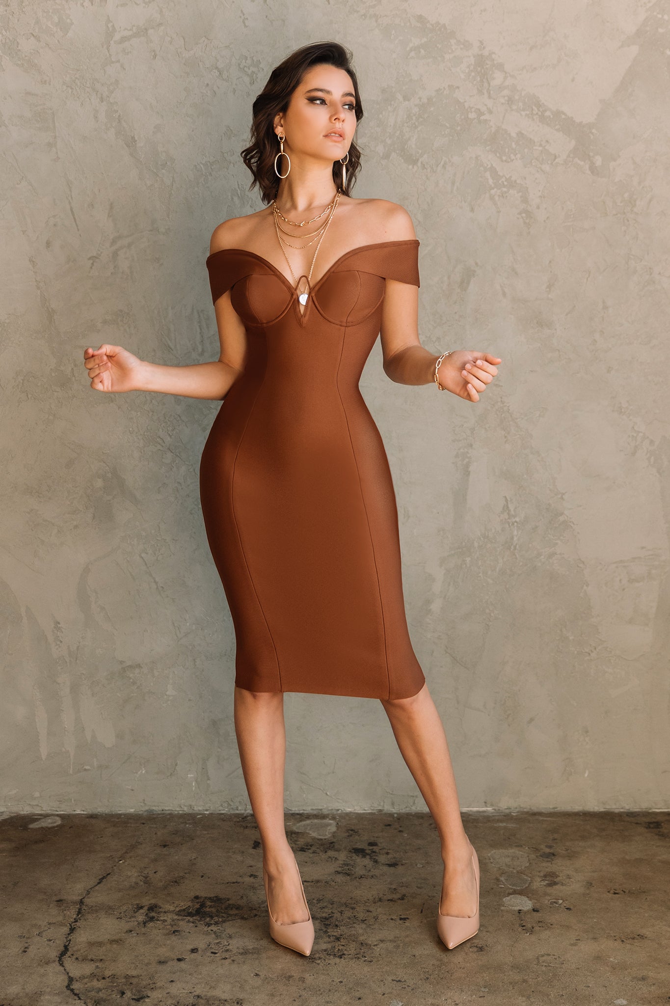 Jade Off-Shoulder Bandage Dress (Tawny Brown)