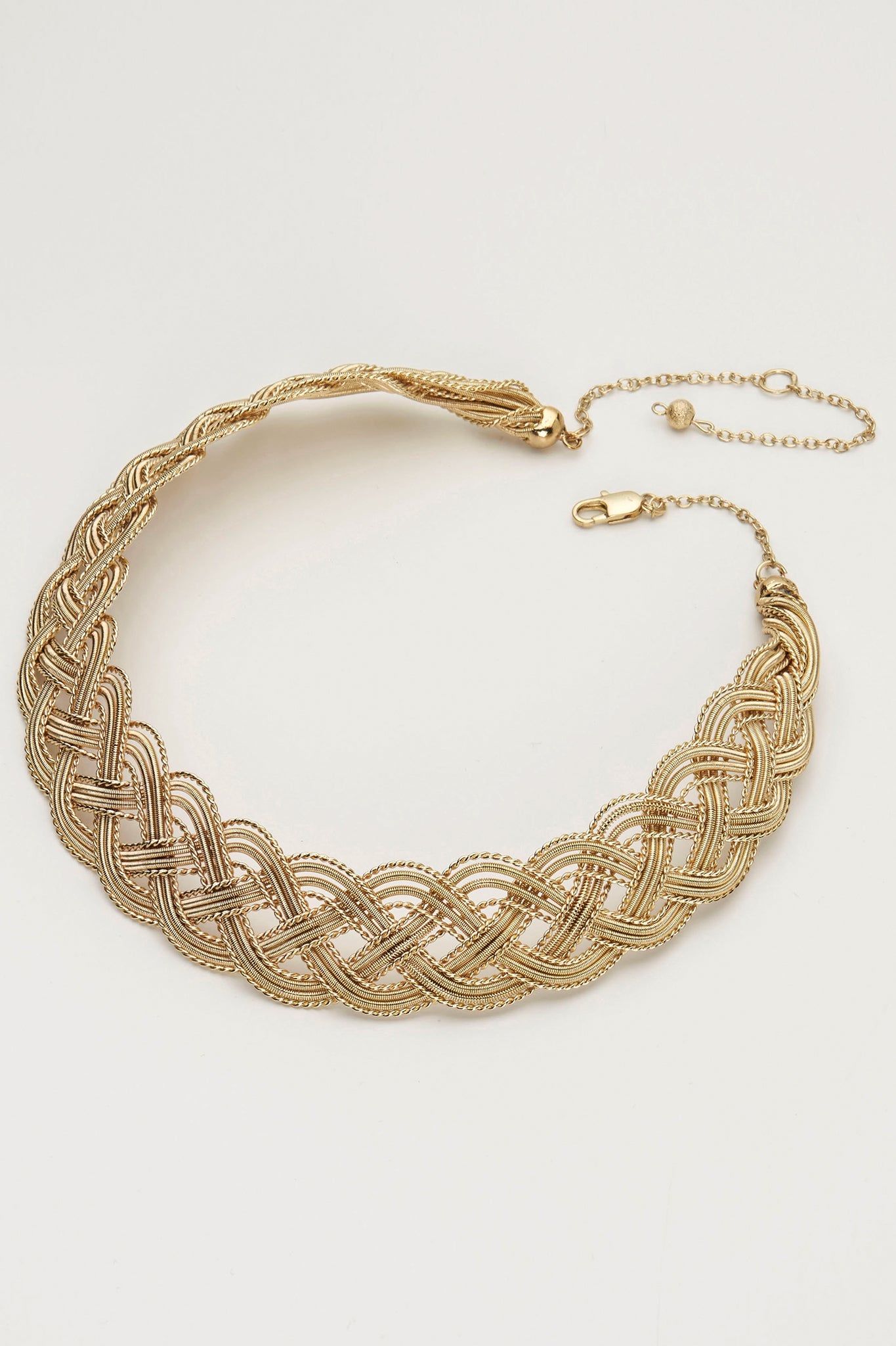 Lova Handmade Wicker Necklace (Gold)