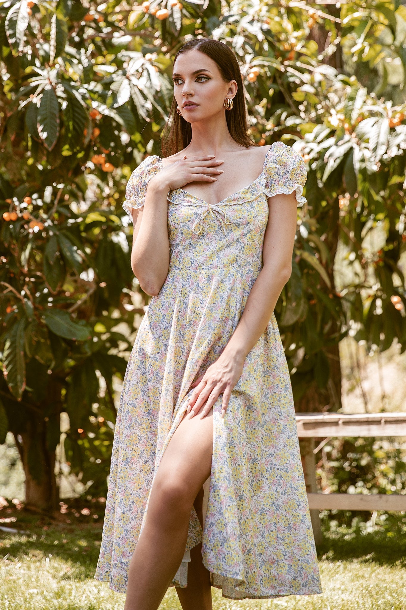 Kentra Sweetheart Puff Sleeves Midi Sundress (English Garden)