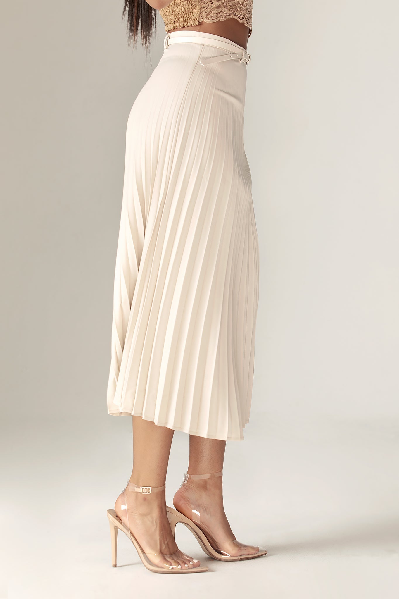 Mei pleated Midi Belted Skirt (Pale Cream)