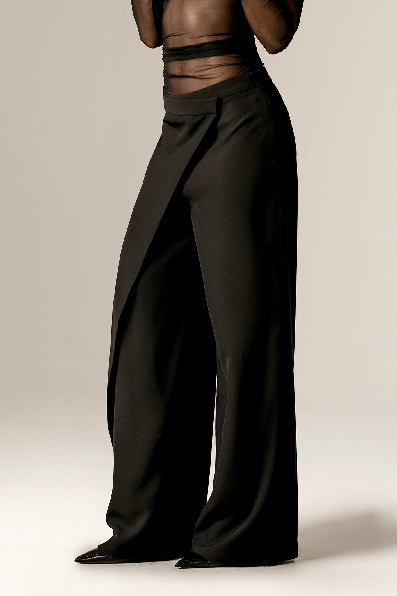 Mila Draped High Waist Wide Leg Pants (Black)