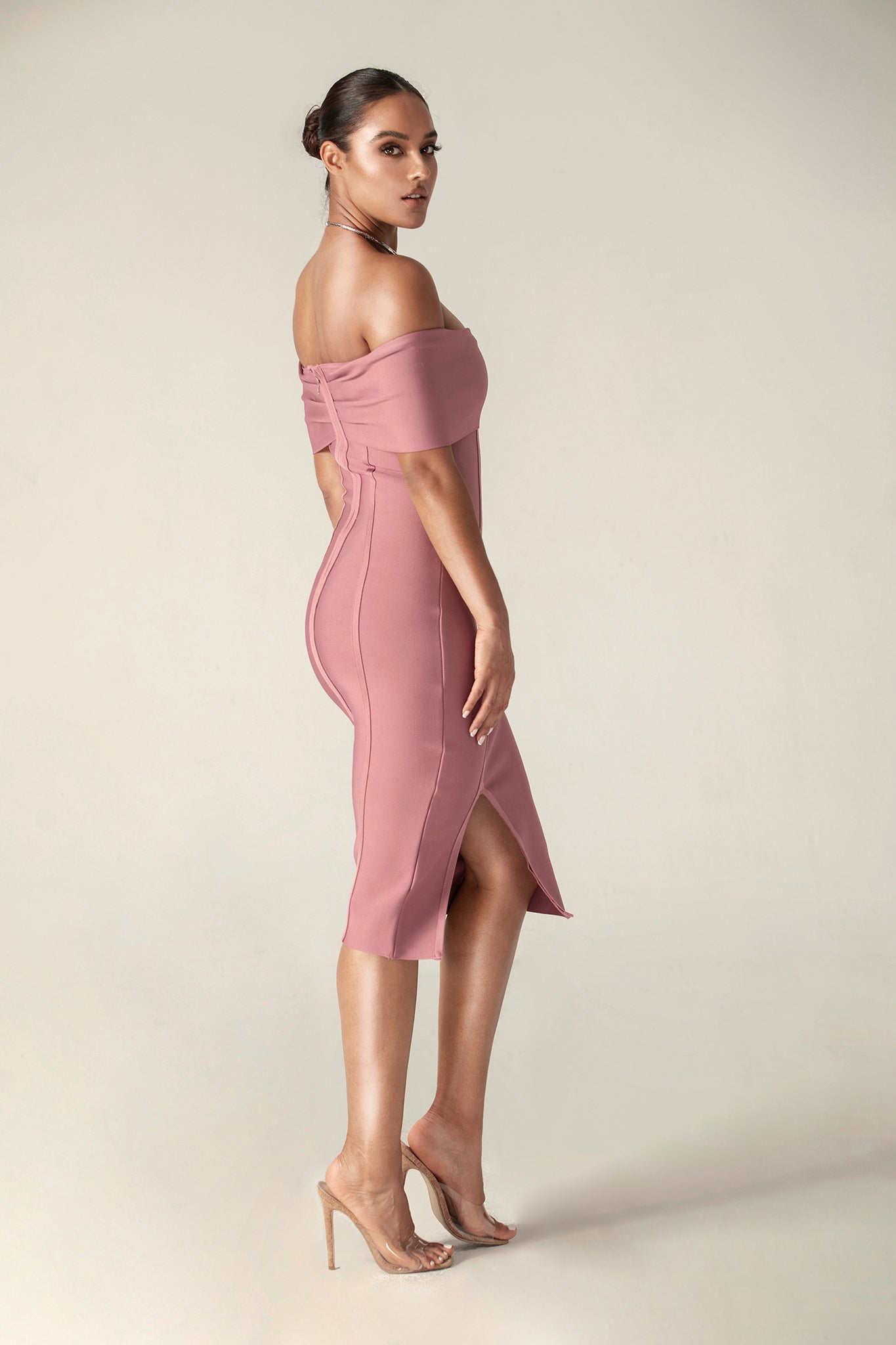 Miel Off Shoulder Bandage Dress (Thulian Pink)