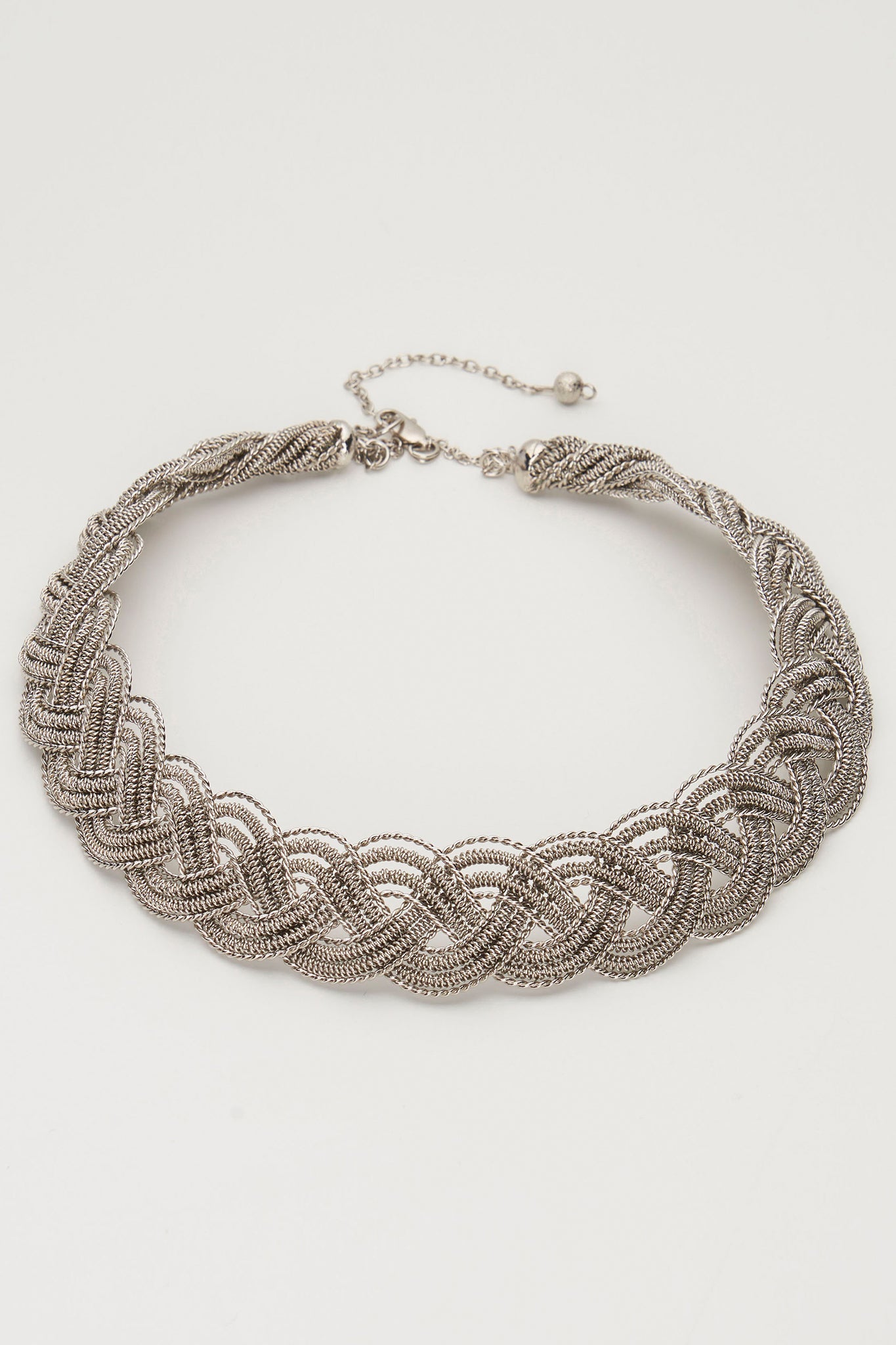 Lova Handmade Wicker Necklace (Silver)