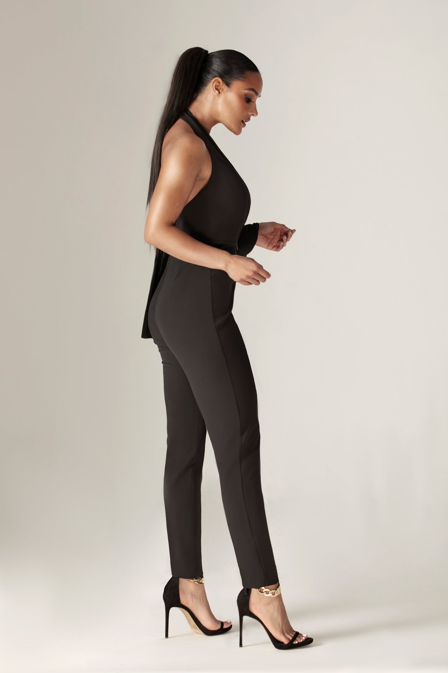 Lyla Crepe Slit Sleeves Jumpsuit (Black)