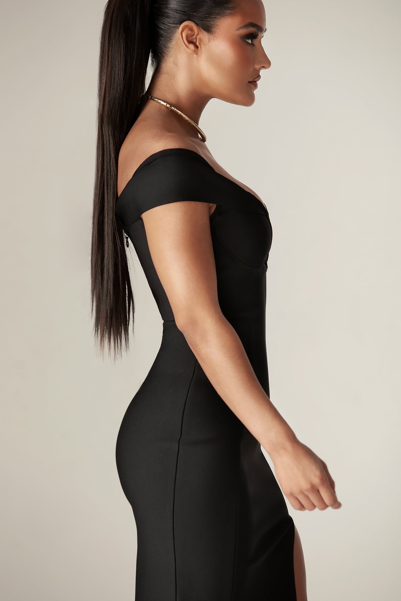 Jade Off-Shoulder Bandage Dress (Black)