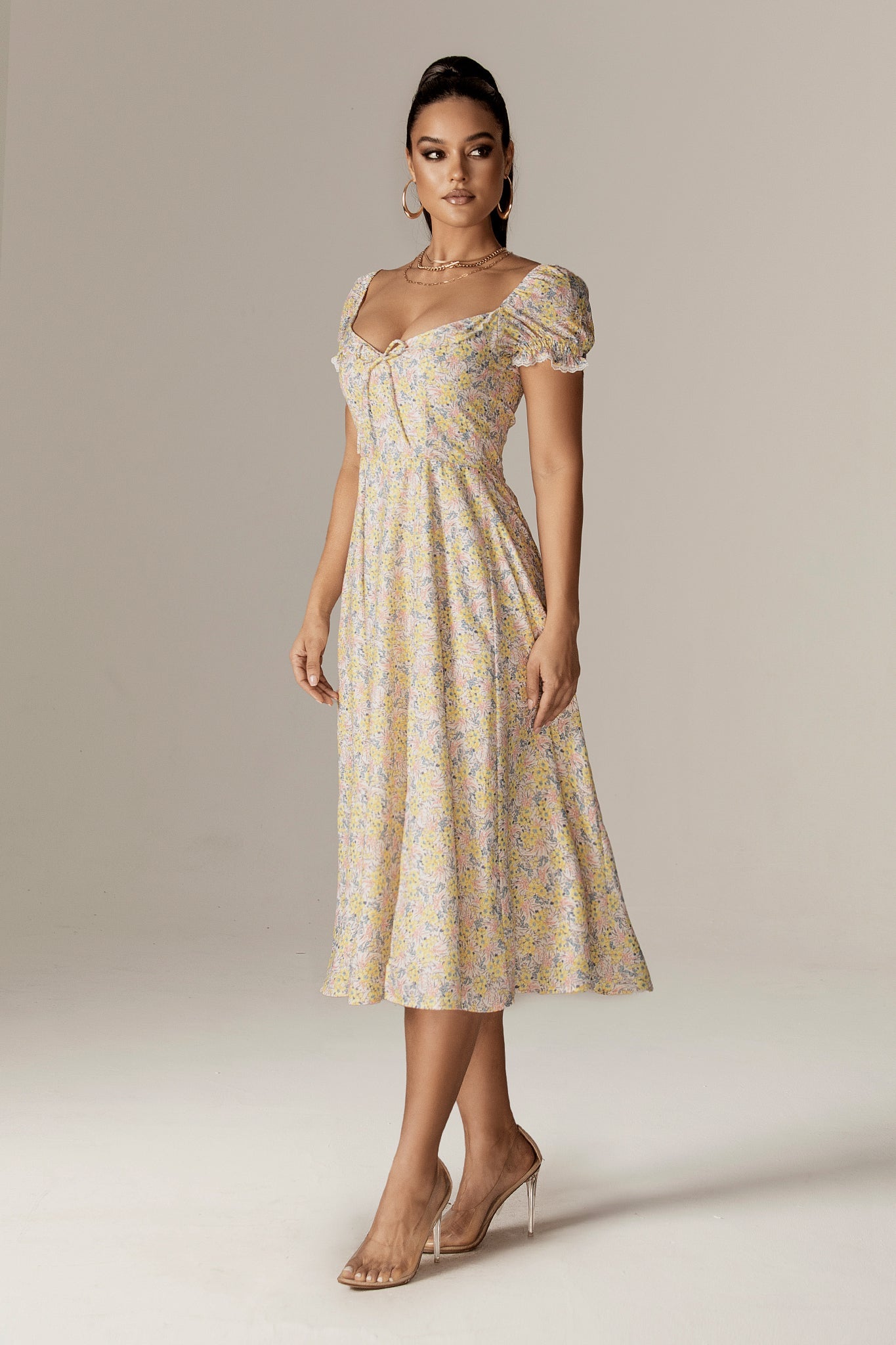 Kentra Sweetheart Puff Sleeves Midi Sundress (English Garden)